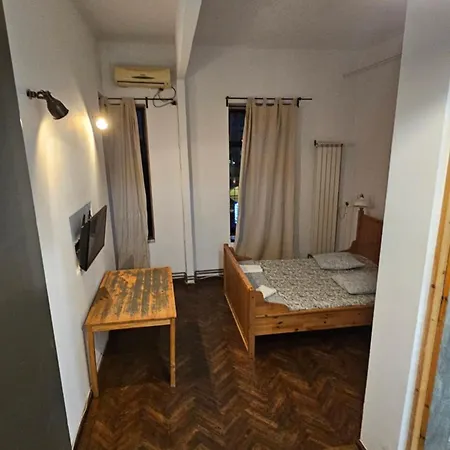 Homestay Victoriei54you Bucharest